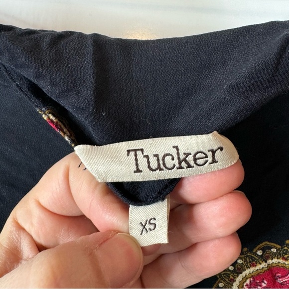 Tucker Straight Leg Pants Size Xsmall - Picture 3 of 3